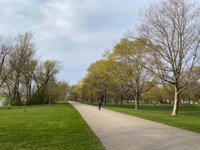 Riverside park spring